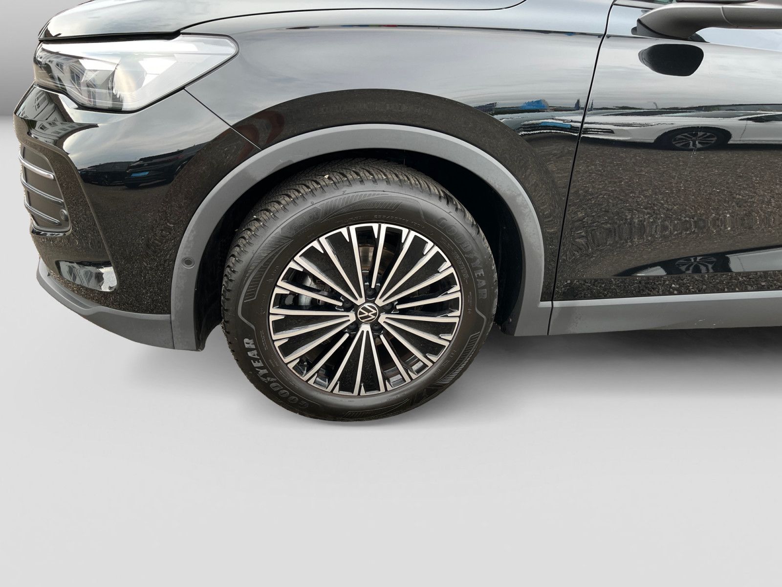 Volkswagen Tiguan 1.5eTSI DSG Goal HD-Matrix 360 eHeck Navi foto 6