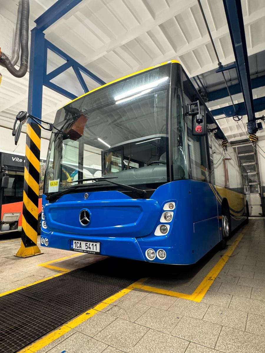 Mercedes-Benz CONECTO