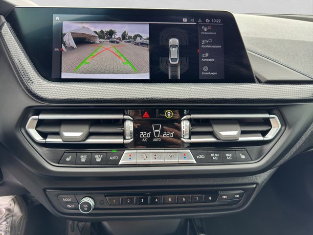 Fahrzeugabbildung BMW 218d Gran Coupé M Sport+ M Fahrwerk+LED+Navi+DAB