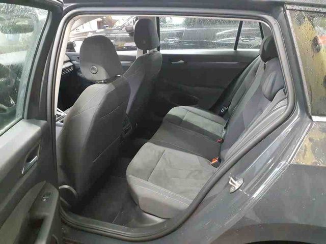 Golf VIII Variant 2.0 TSI DSG STYLE MATRIX LED+P