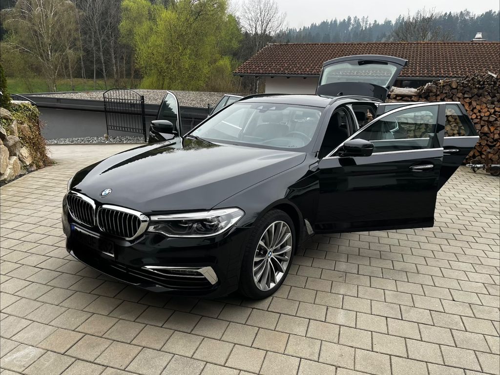 Image of BMW 530