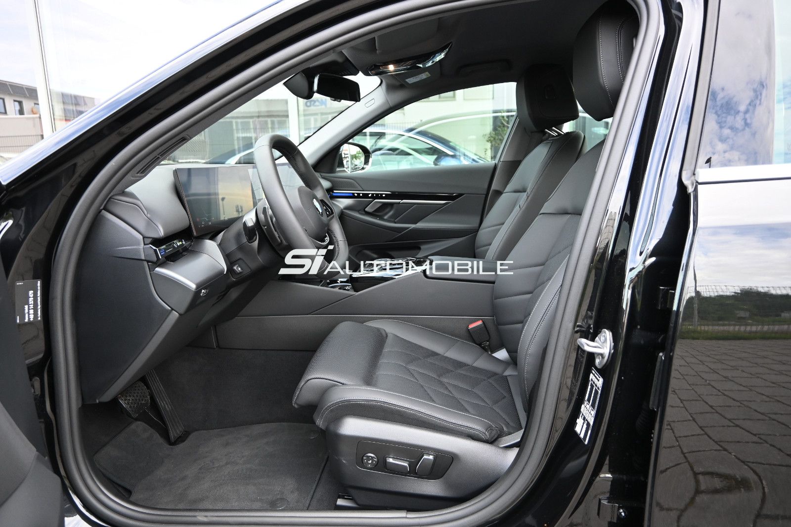 Fahrzeugabbildung BMW 520i Aut. °KOMFORTSITZE+BELÜFTUNG°STANDHEIZUNG°