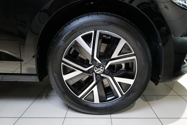 Volkswagen Touran 1.5TSI DSG Highline Pano StdHz AHK Rkam N