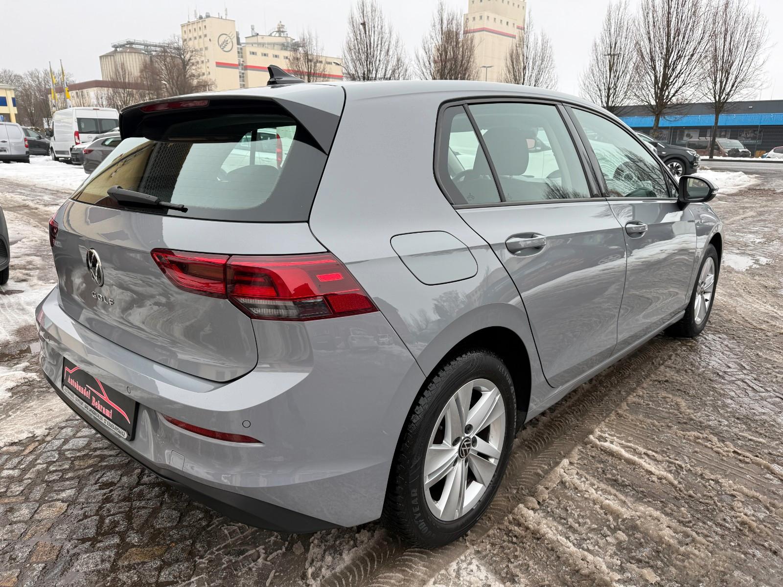 Volkswagen Golf VIII 1.5 TSI Life LED Navi CarPlay Virtual