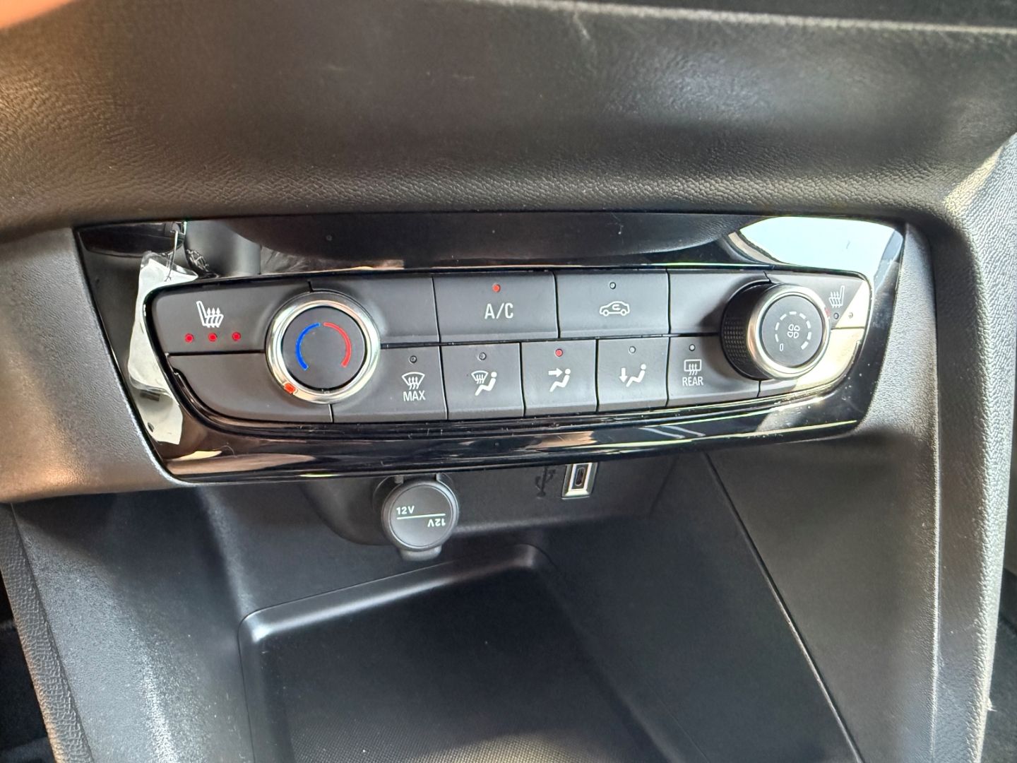 Fahrzeugabbildung Opel Corsa F GS SHZ+LHZ+Kamera+Allwetter