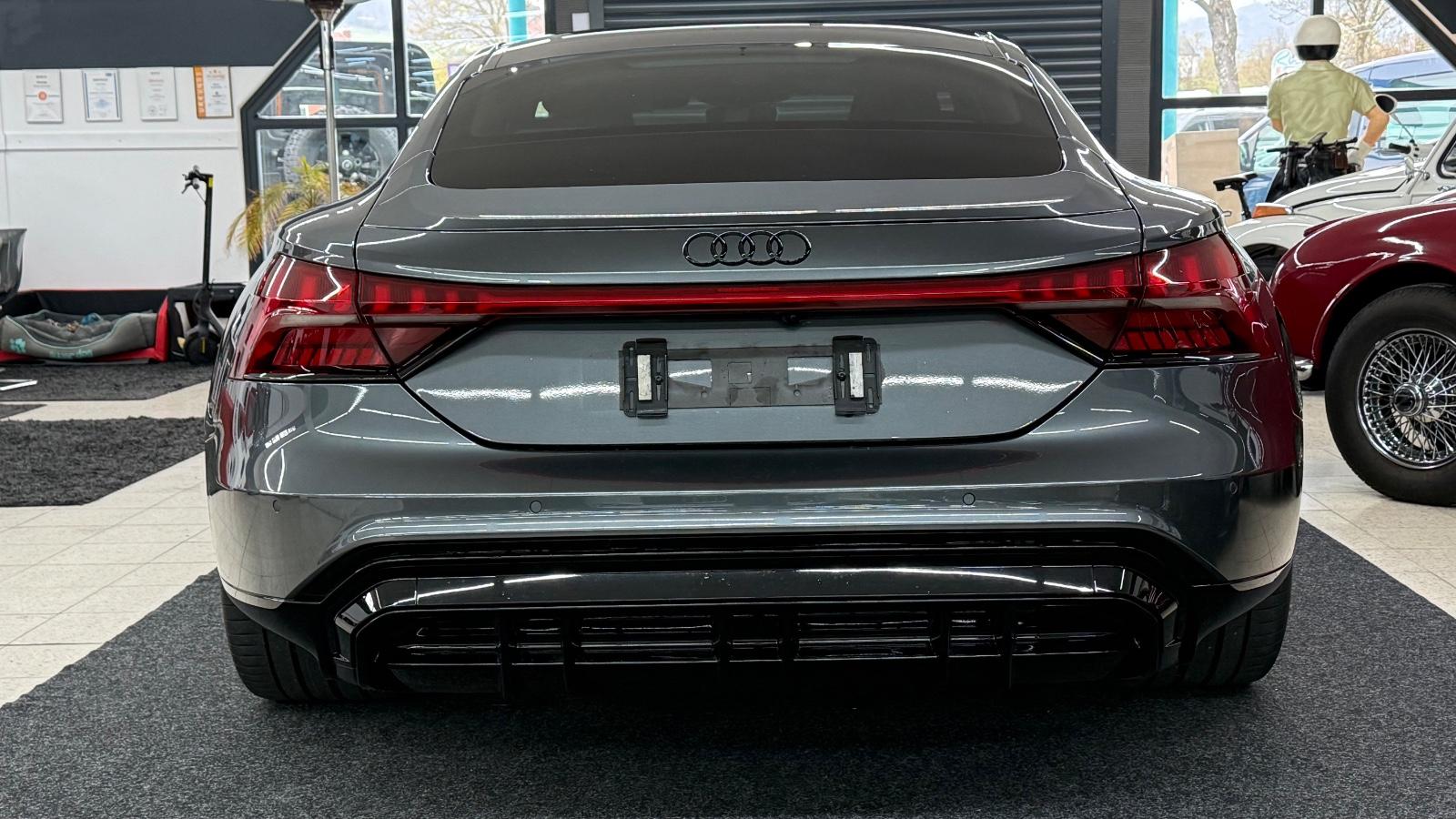 Audi e-tron GT*Laser*Carbon*21 Zoll*Dynamic*Carbon