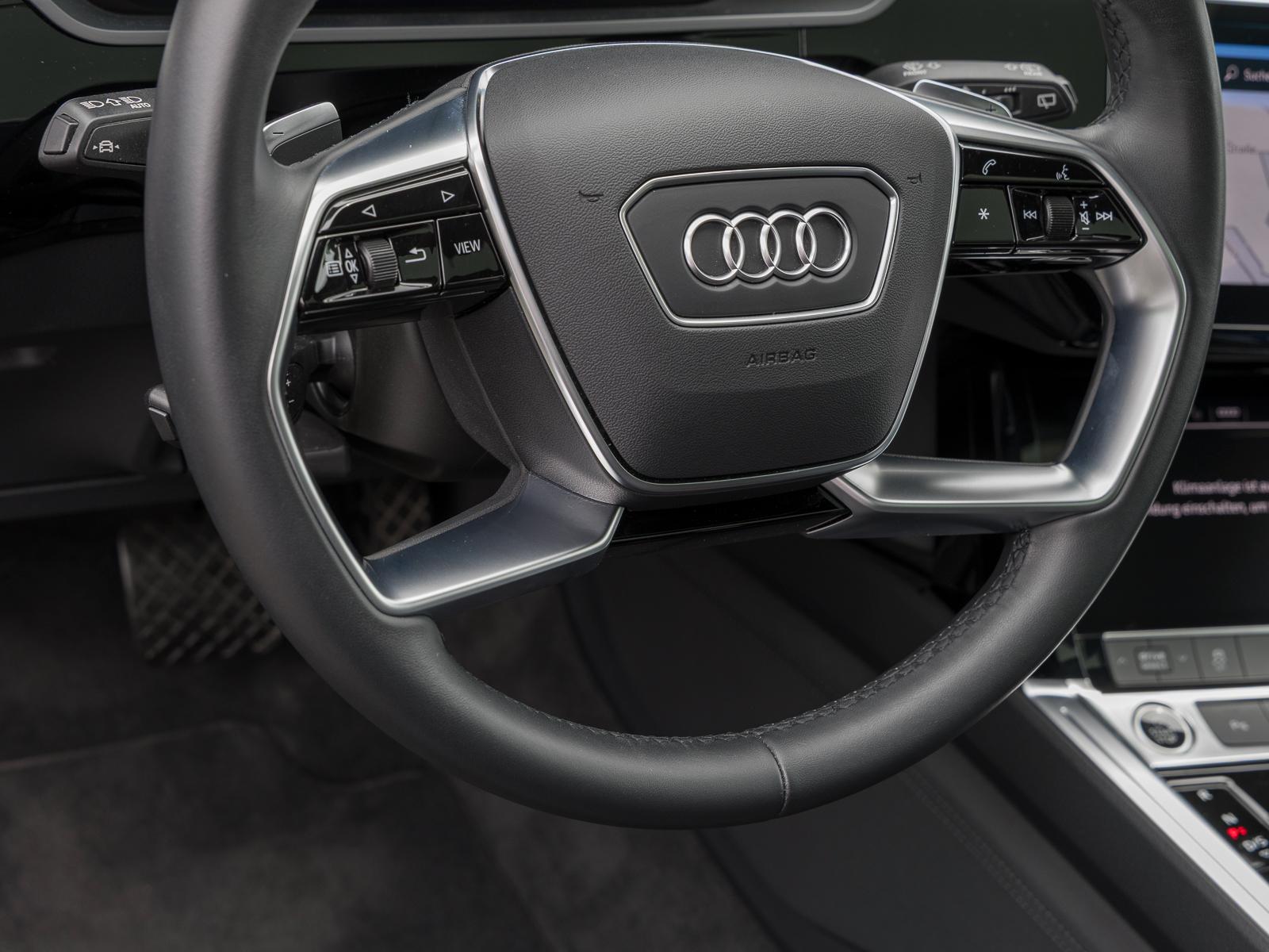 Audi e-tron 55 quattro advanced PANORAMA LUFTFEDERUNG, миниатюра 10