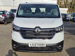 Fahrzeugabbildung Trafic Combi L1H1 3,0t Authentic 2.0 BLUE dCi 11