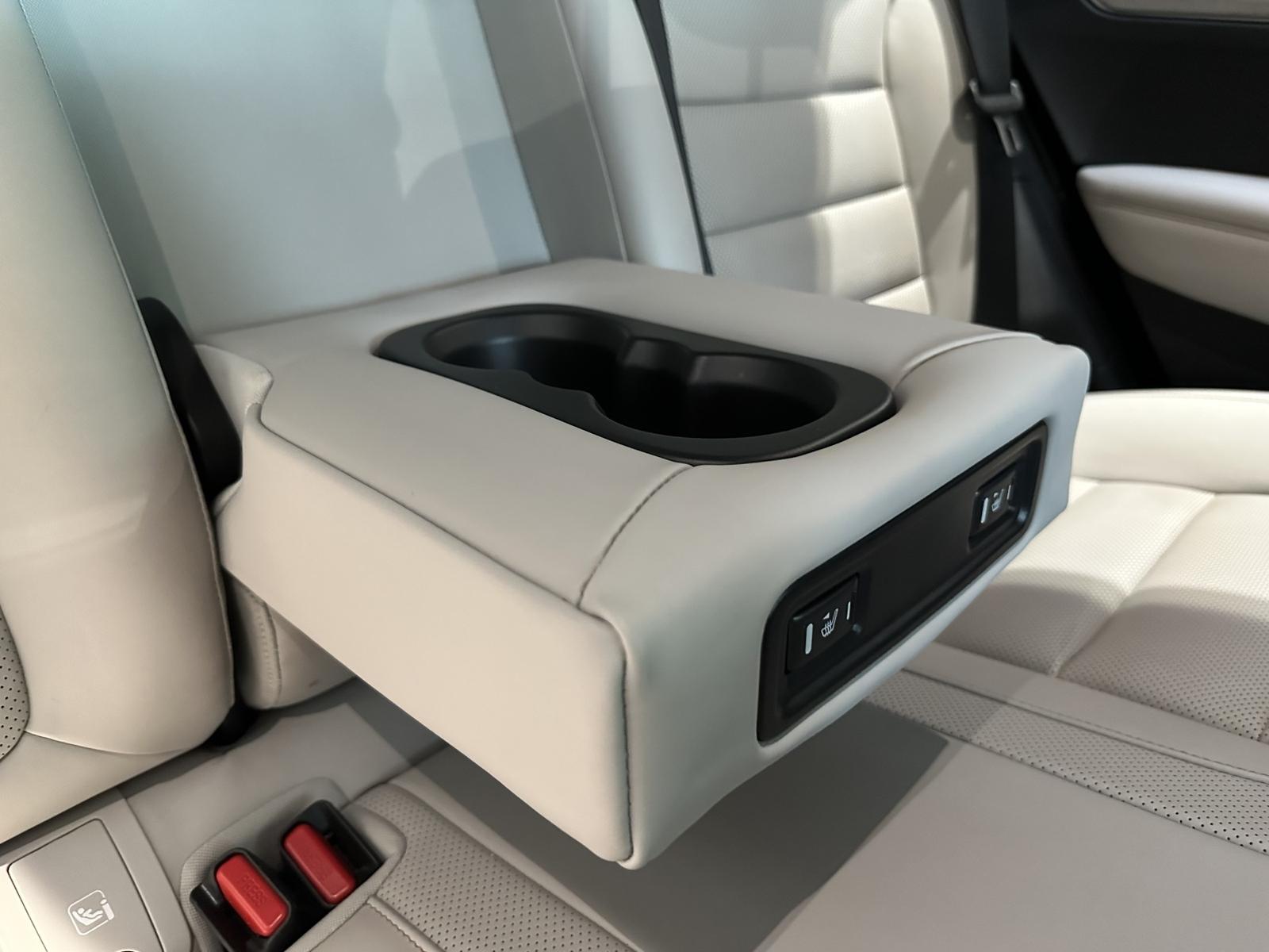 Renault Koleos INITIALE PARIS dCi 185 4WD X-tronic, миниатюра 16