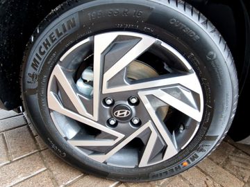 Hyundai BAYON 1.0 T-GDI Trend (100PS) Komfortpaket