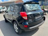 Toyota RAV4  D4D - Toyota RAV 4 in Bochum
