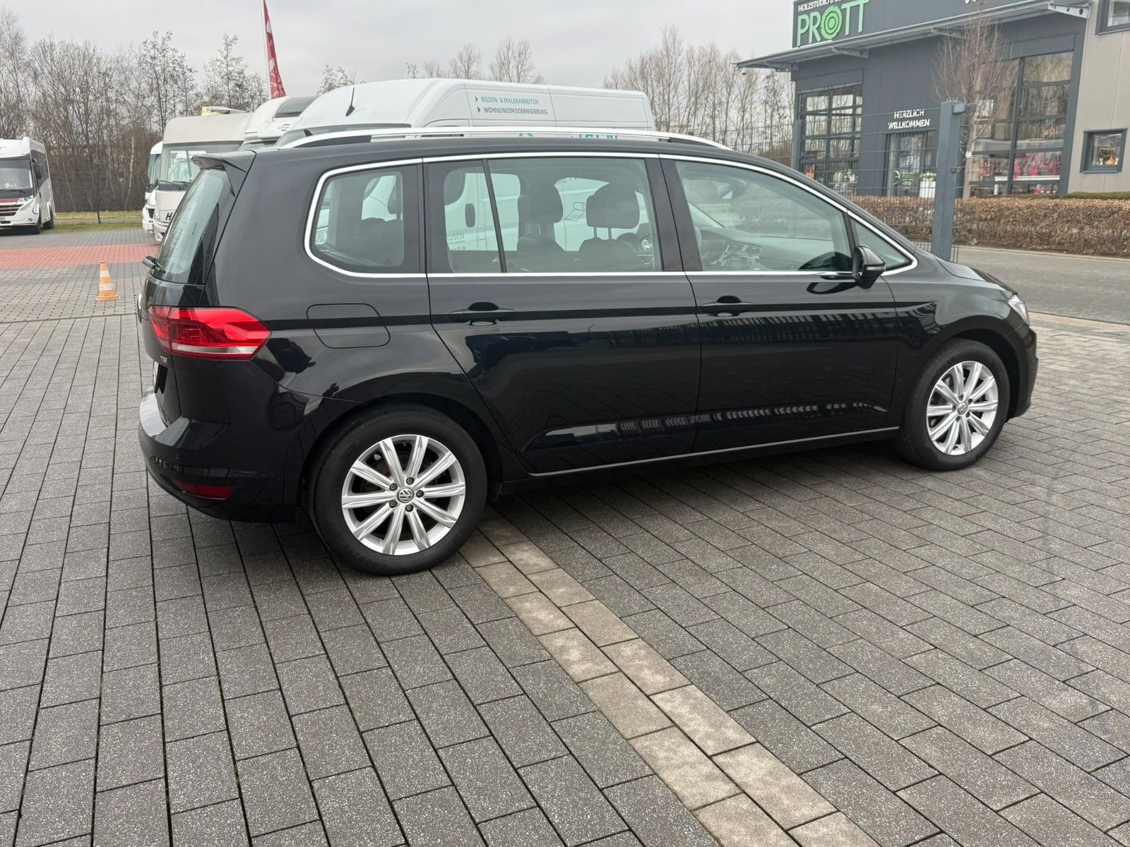 Fahrzeugabbildung Volkswagen Touran Highline BMT/Start-Stopp