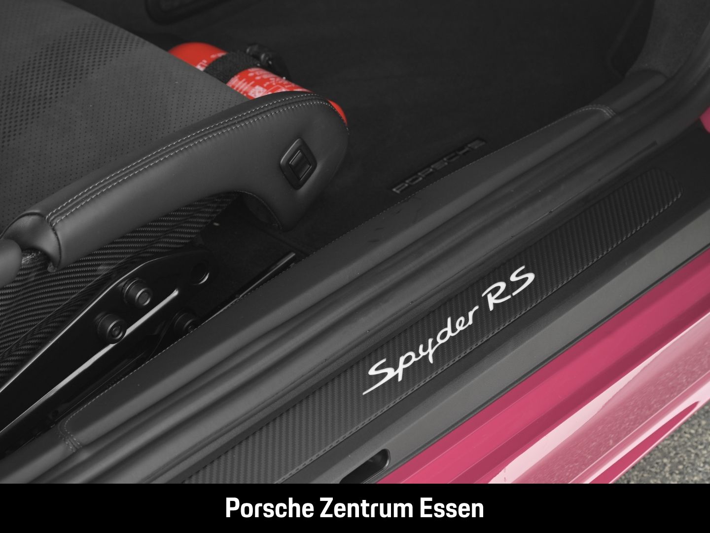 Porsche 718 Spyder RS / Weissach-Paket Liftsystem Chrono foto 24