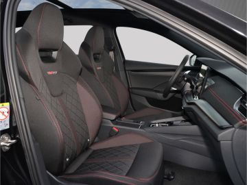 Skoda Octavia Combi 2.0 TSI RS DSG AHK Pano Matrix LED