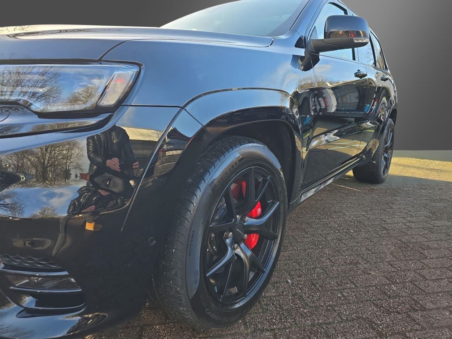 Fahrzeugabbildung Jeep Grand Cherokee 6.4 V8 SRT - Leder - Panoramadach