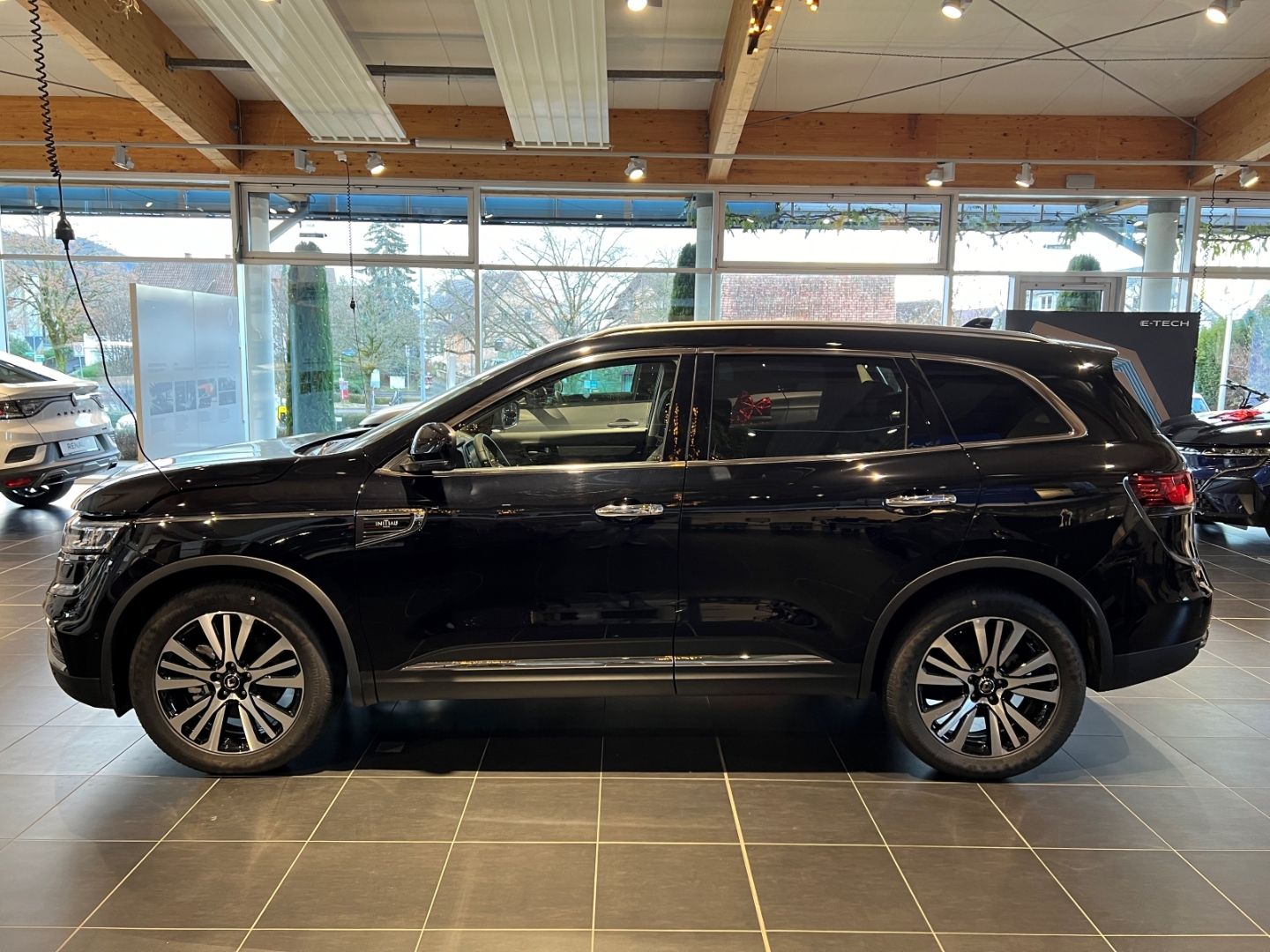 Fahrzeugabbildung Renault Koleos Initiale Paris 4x4 2.0 BLUE dCi 185 AHK A