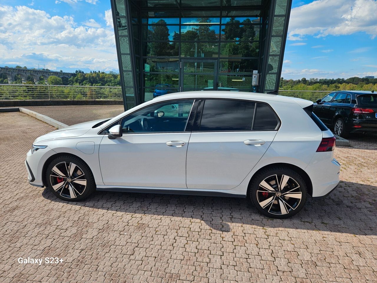 Volkswagen Golf GTE HYBRID elettrica/benzina imagem 3