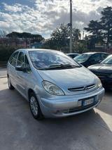 Citroën Citroen Xsara Picasso 2.0 HDi Elegance - Citroën Xsara Picasso aus 2002