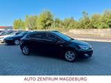 Opel Astra J Lim. 5-trg. Cosmo*NAVI*TEMPOMAT*KLIMAAUT - gebrauchte Opel Astra aus dem Jahr 2010