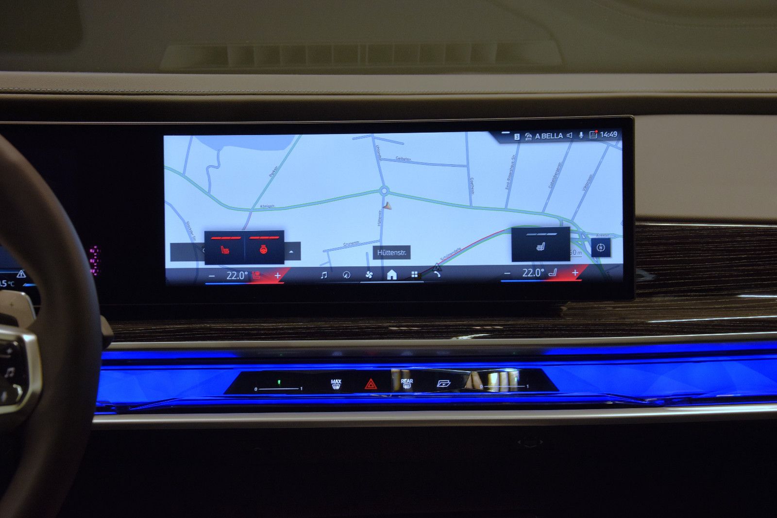 Fahrzeugabbildung BMW 740d xDrive M Sport Sky-Lounge AHK Standheizung
