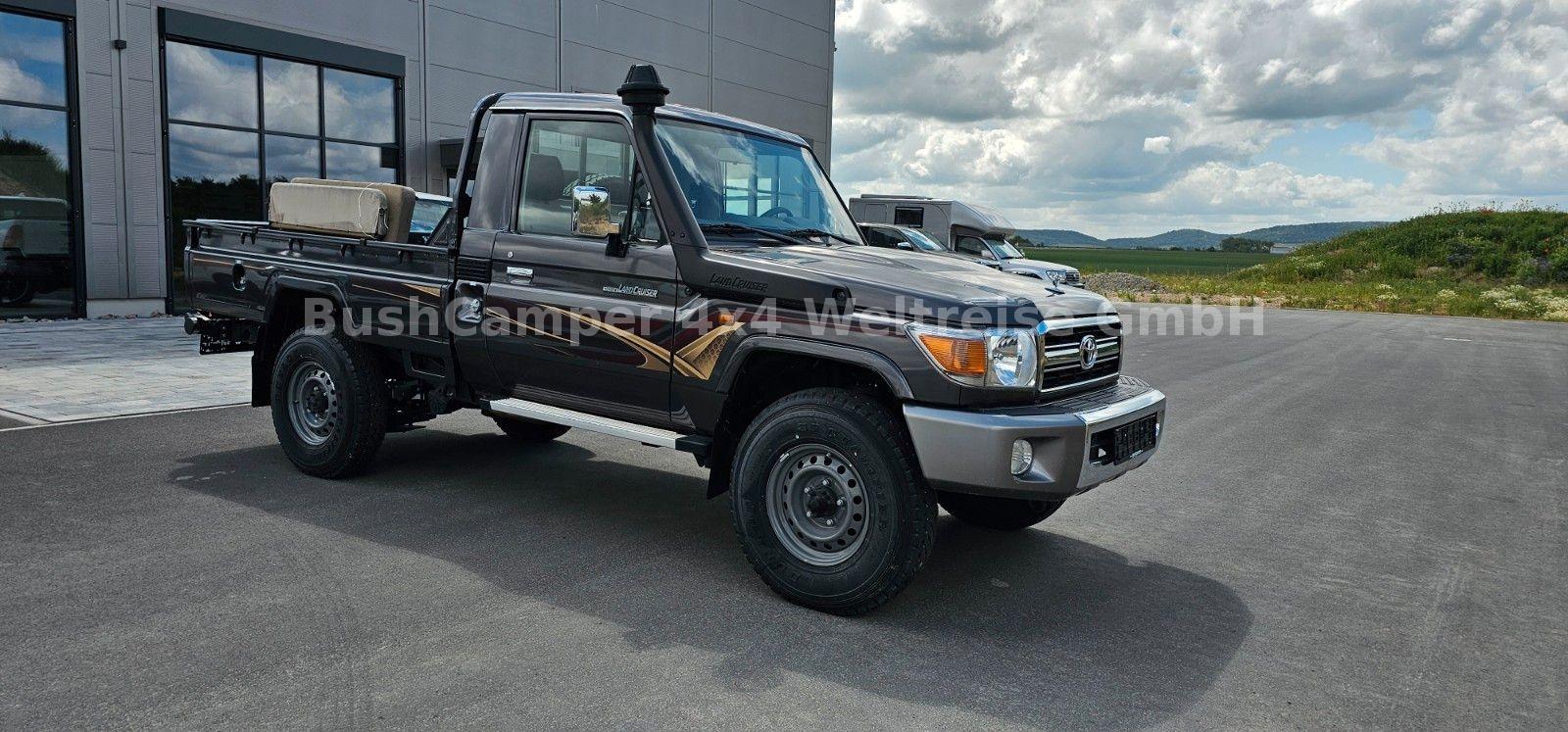 Toyota Land Cruiser GRJ79