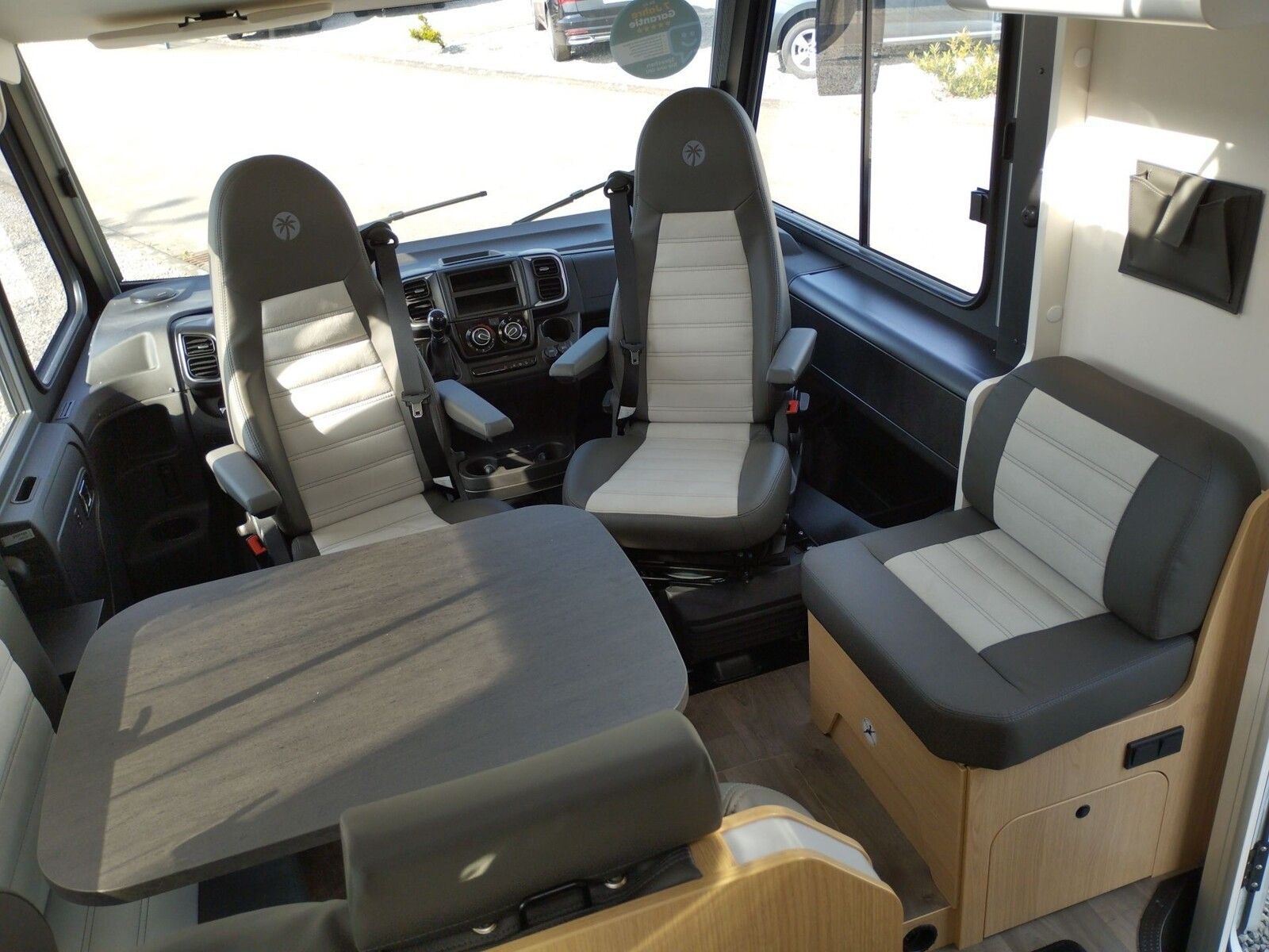 Fahrzeugabbildung Sunlight Adventure I 68 180PS,Aut.Combi6E,4,4