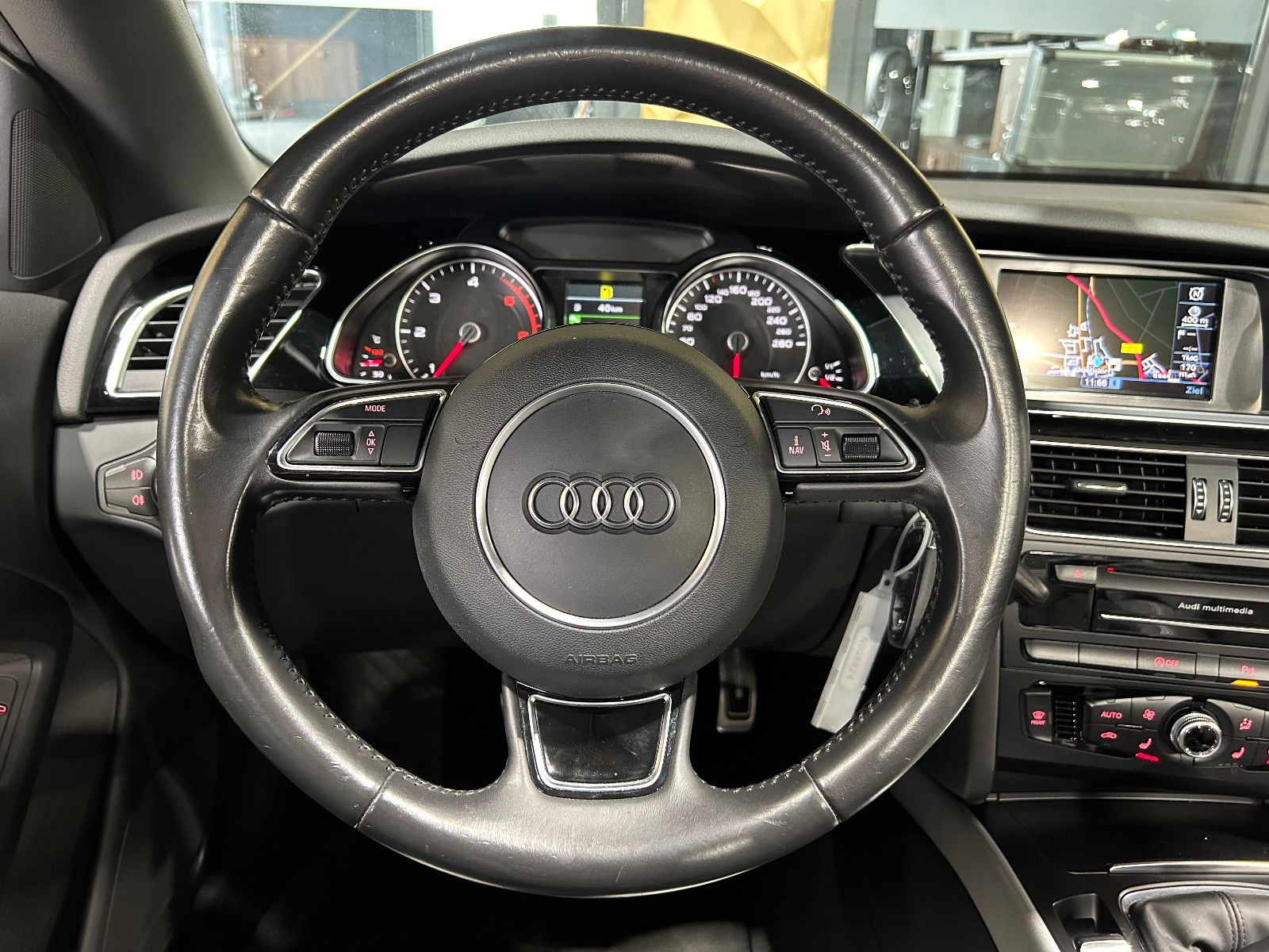 Fahrzeugabbildung Audi A5 Cabriolet 2.0 TDI  quattro/NAVI/PDC/SHZ/KLIMA