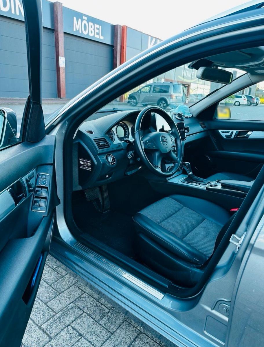 Mercedes-Benz C280 2008 — engine 237 HP (174kW)