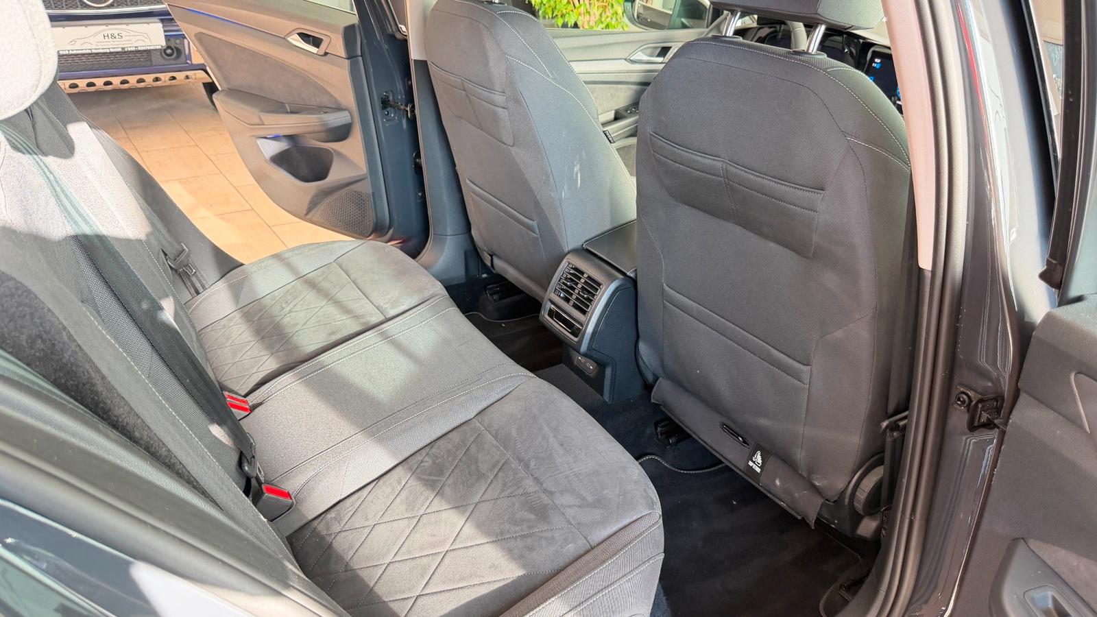 Volkswagen Golf VIII Style eTSI, миниатюра 26
