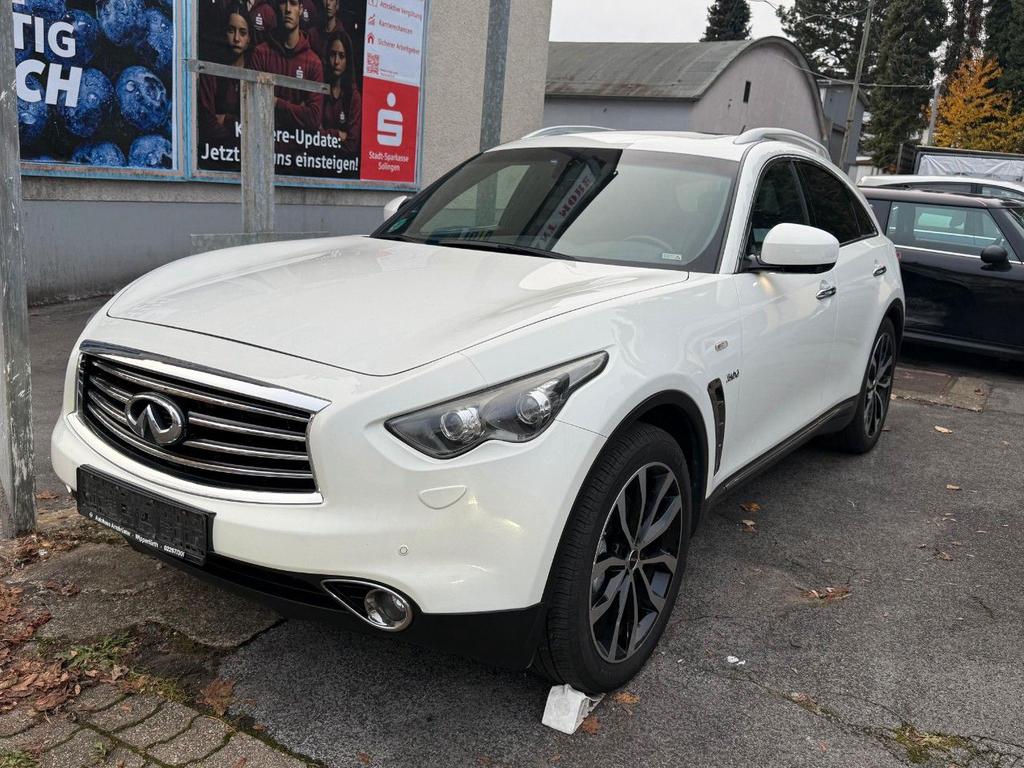 Infiniti QX70