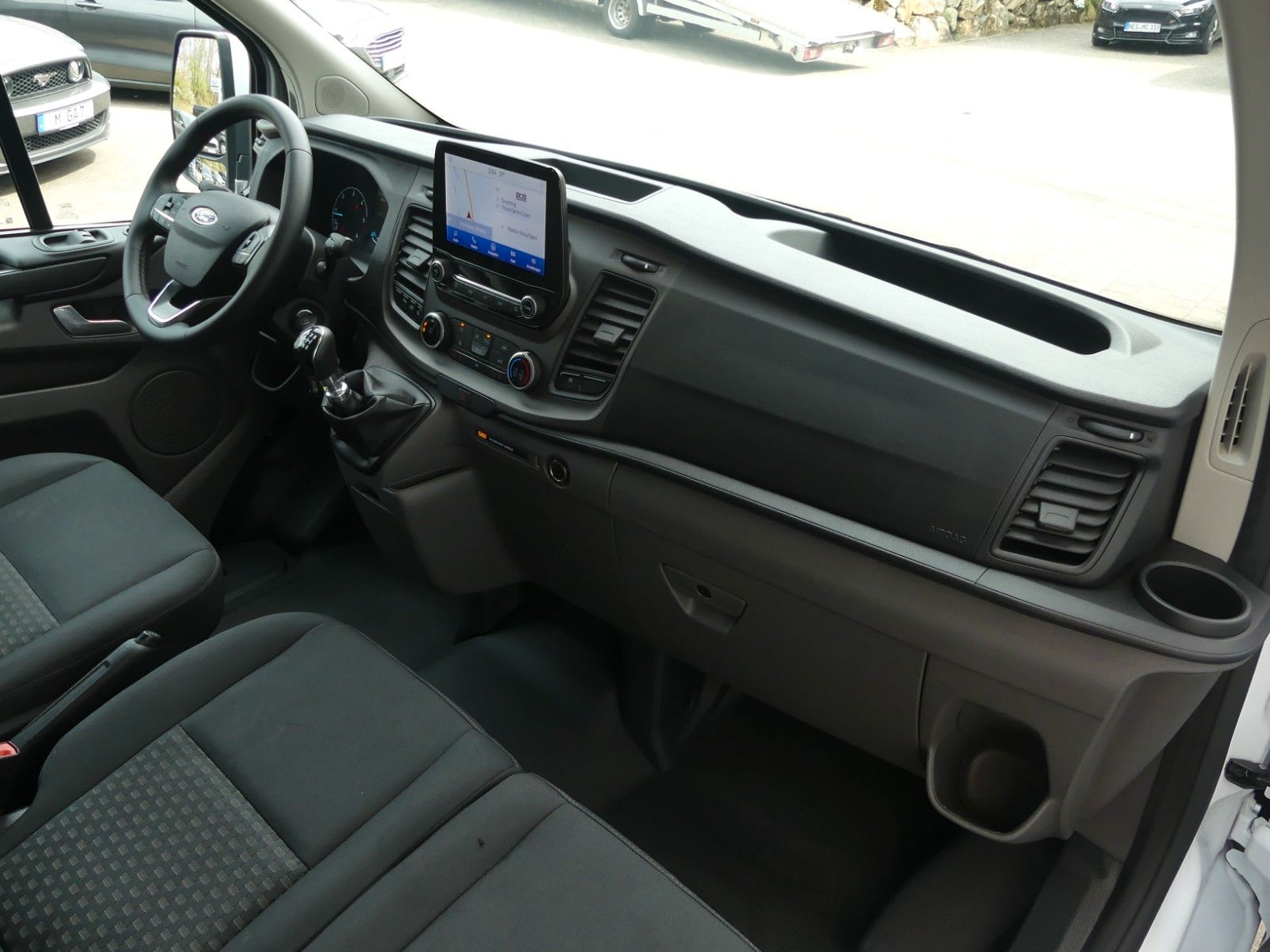 Fahrzeugabbildung Ford Transit Custom Kasten 320 L1 Trend*BLIS*Kamera
