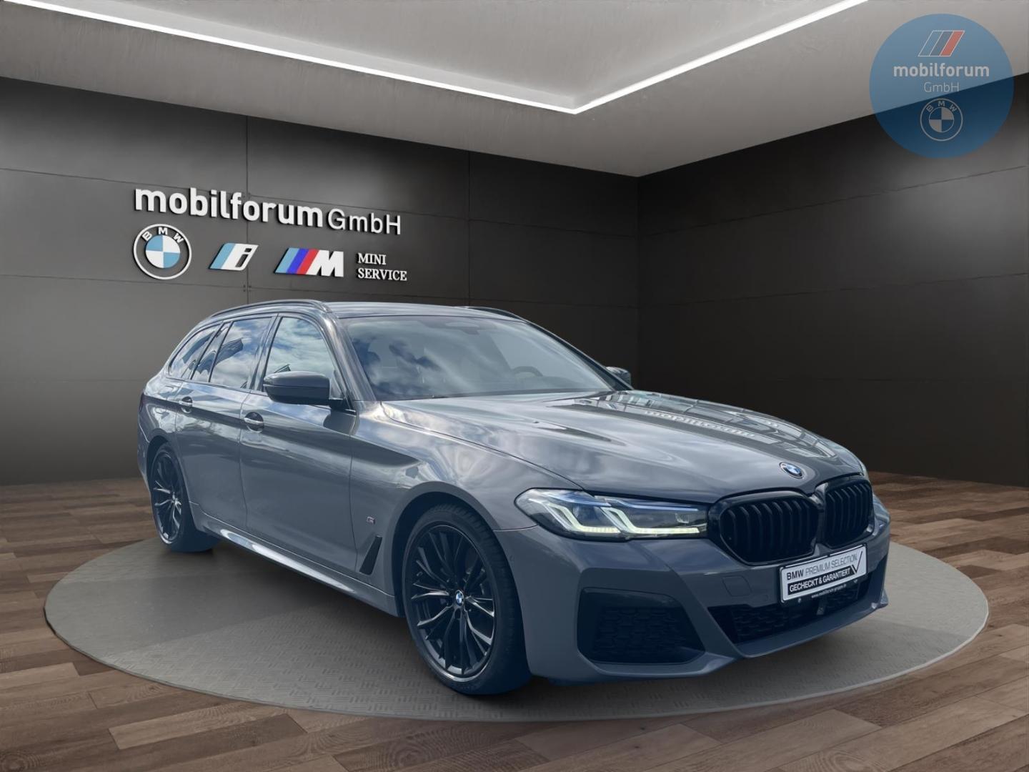 BMW 520 d M-Sport ACC HUD HiFi Laserlicht Sportsitze