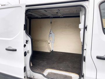 Renault Trafic - 11