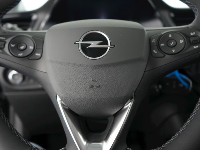 Corsa F FACELIFT+RÜCKFAHRKAMERA+SITZ-/LENKRADHEI