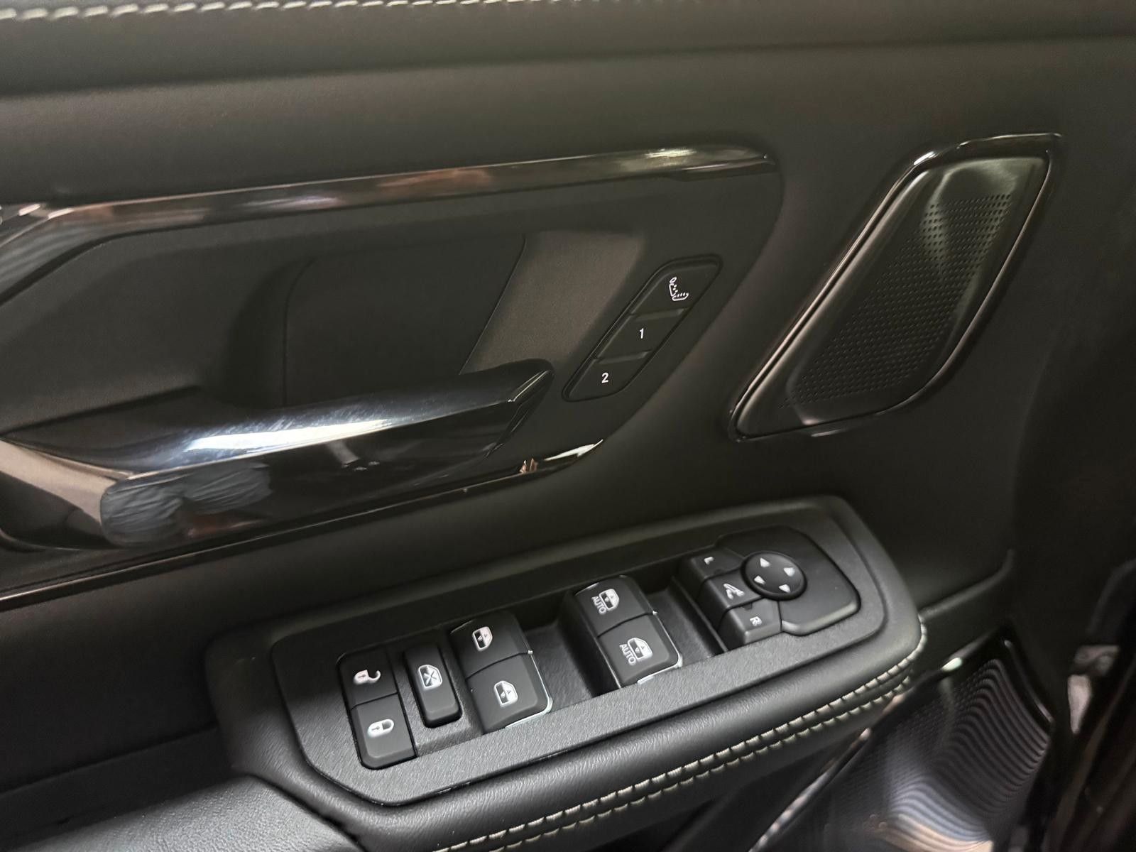 Fahrzeugabbildung Dodge RAM LIMITED HEMI V8-RAMBOX-TAILGATE-SOFORT!!!