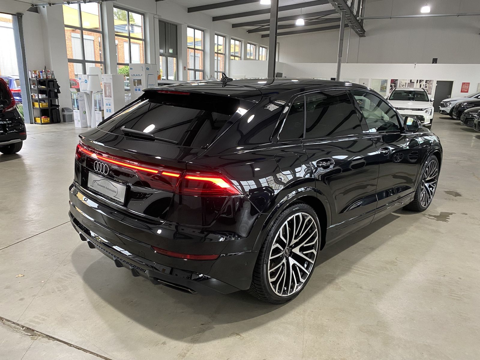 Fahrzeugabbildung Audi Q8 45 Tdi quattro S Line/´23/Pano/ACC/AIR/