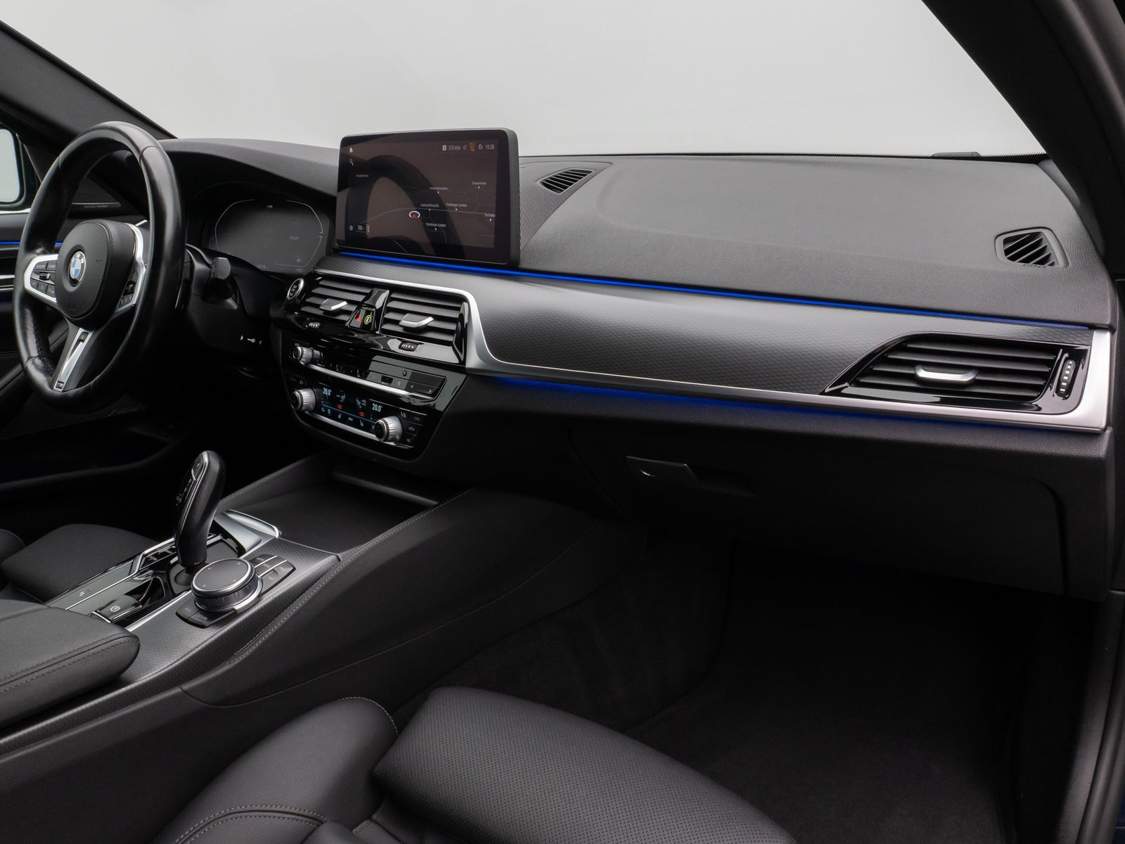 Fahrzeugabbildung BMW 530d  xD M Sport Kamera Laser HUD DAB H/K 20Zoll