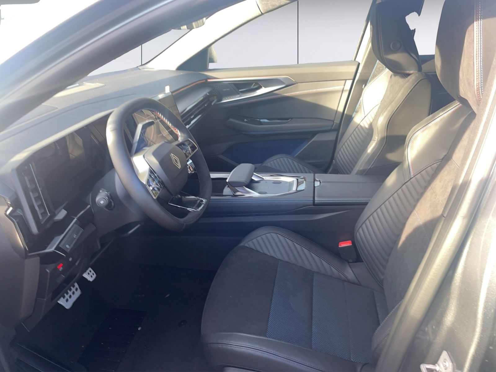 Renault Rafale - Bild 11