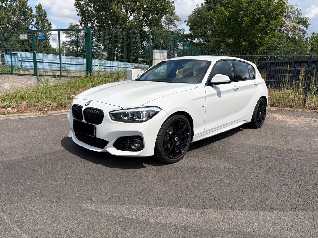 Image of BMW 118