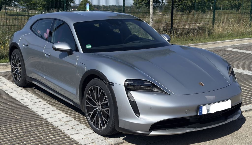 Image of Porsche Taycan