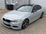 BMW F30 330d - M Paket - 19 Zoll - Xenon -... - BMW 330 aus 2013 mit Diesel-Antrieb: Limousine