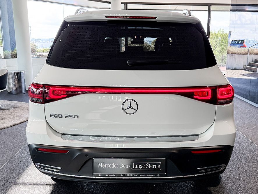 Mercedes-Benz EQB 250 Progressive+LED+Pano+MBUX+Kamera foto 5