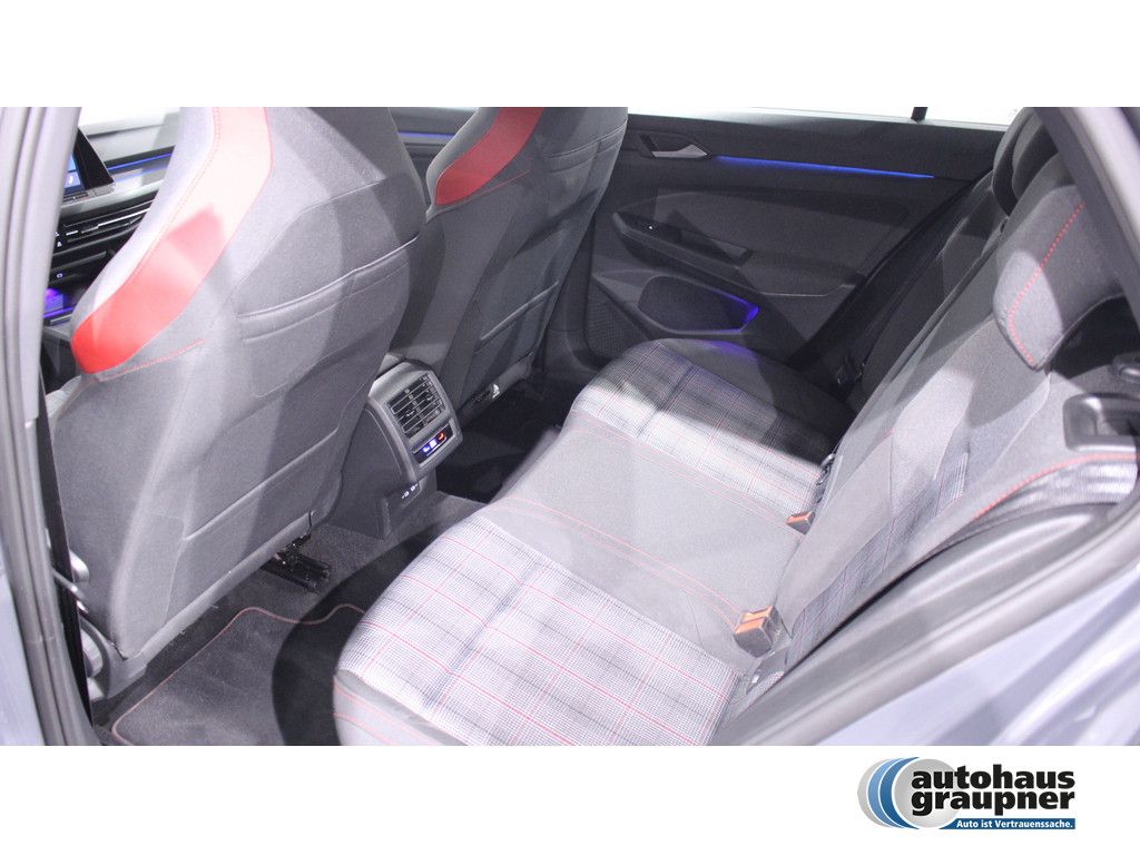 Volkswagen Golf VIII 2.0 TSI GTI DSG PDC NAVI HUD LED PANO foto 18