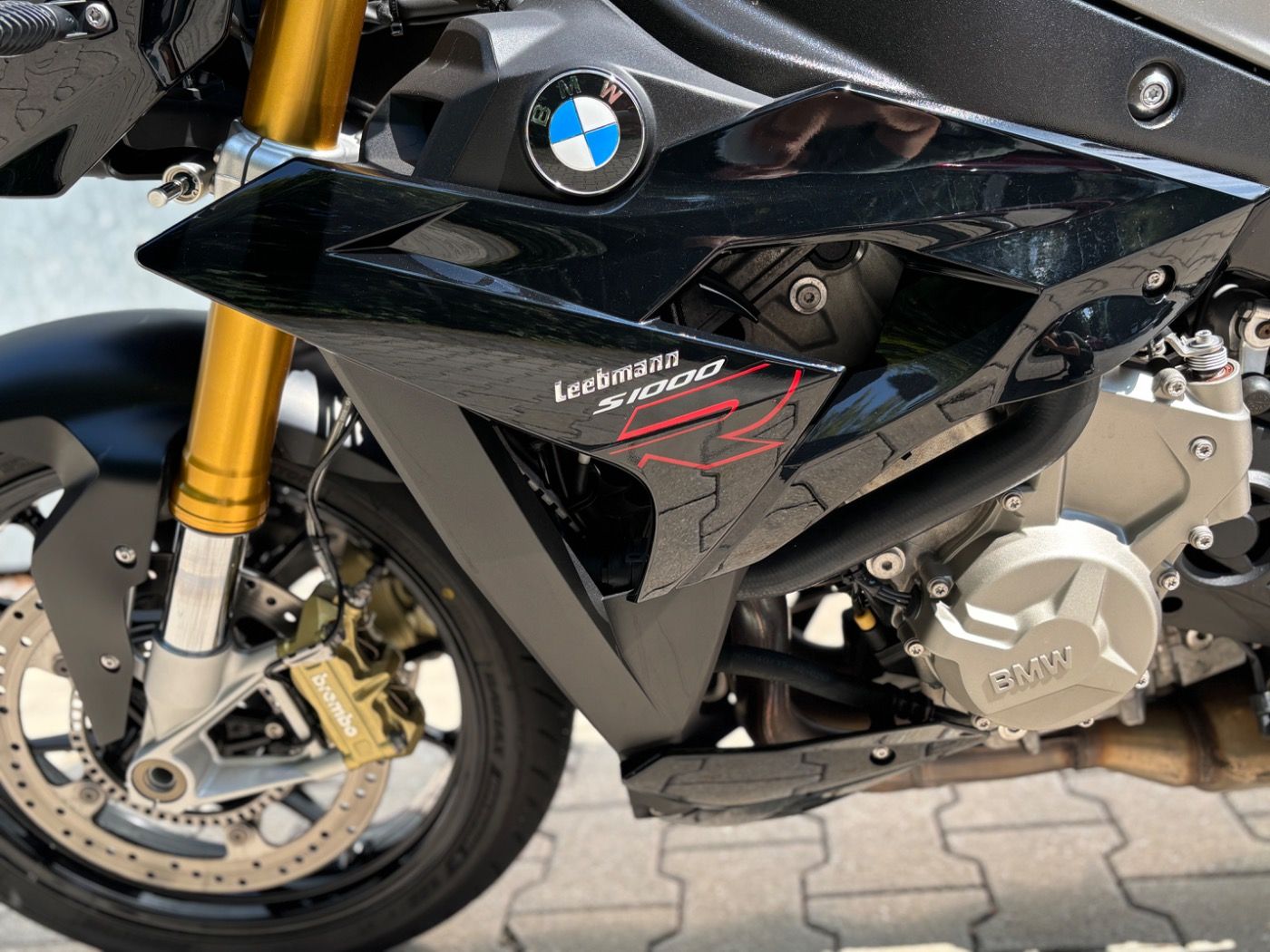 Fahrzeugabbildung BMW S 1000 R Sport- und Dynamik Paket Akrapovic, Frä