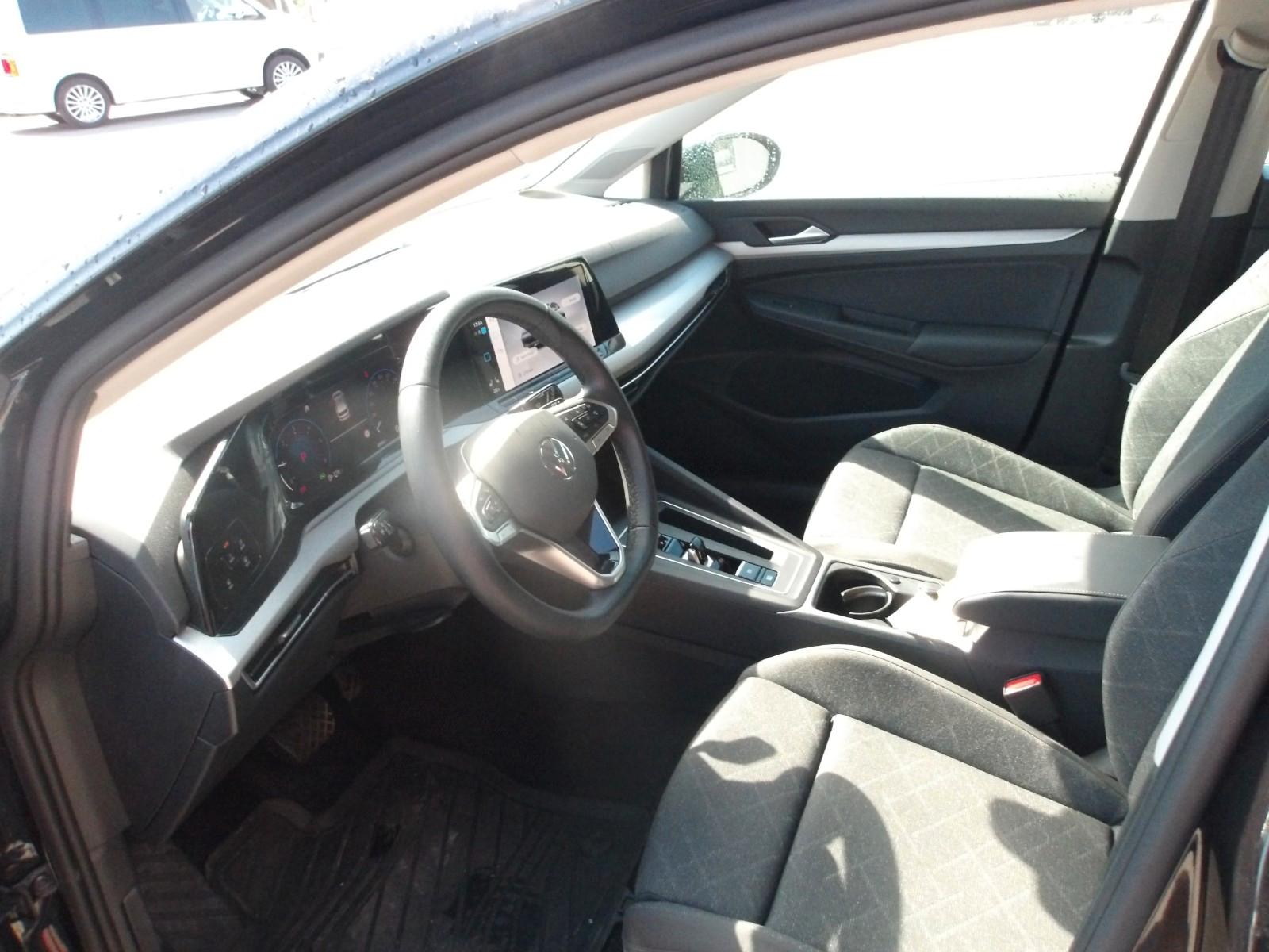 Volkswagen Golf VIII Lim. Life EXP -, миниатюра 8