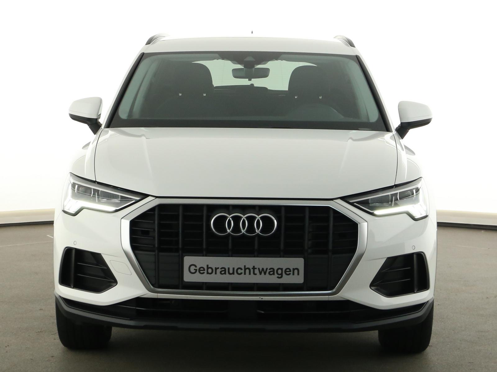 Audi Q3 1.4 TFSI e Plugin Hybrid/Benzin  LED Navi AHK