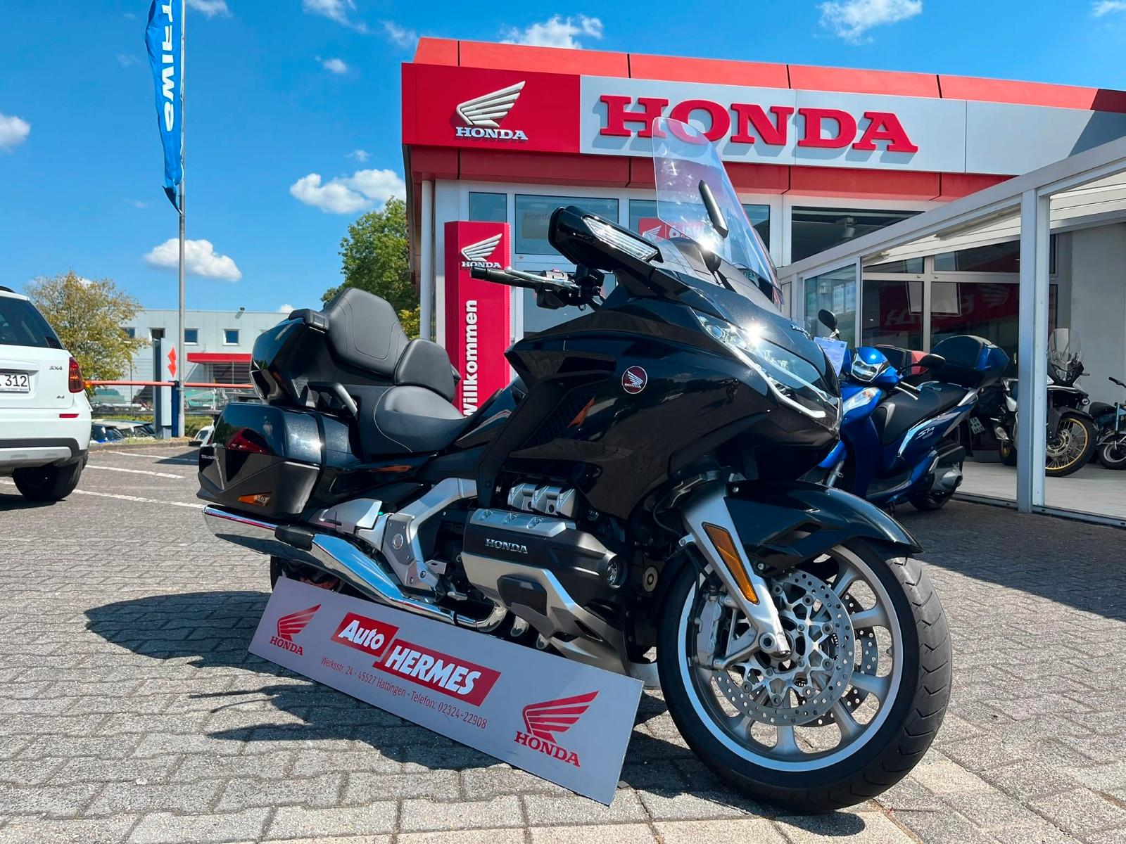 Honda GL 1800 Gold Wing Tour *Top Zustand*