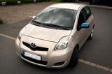 Toyota Yaris 1,33-l-Dual-VVT-i Club Club - Toyota Yaris: Gold