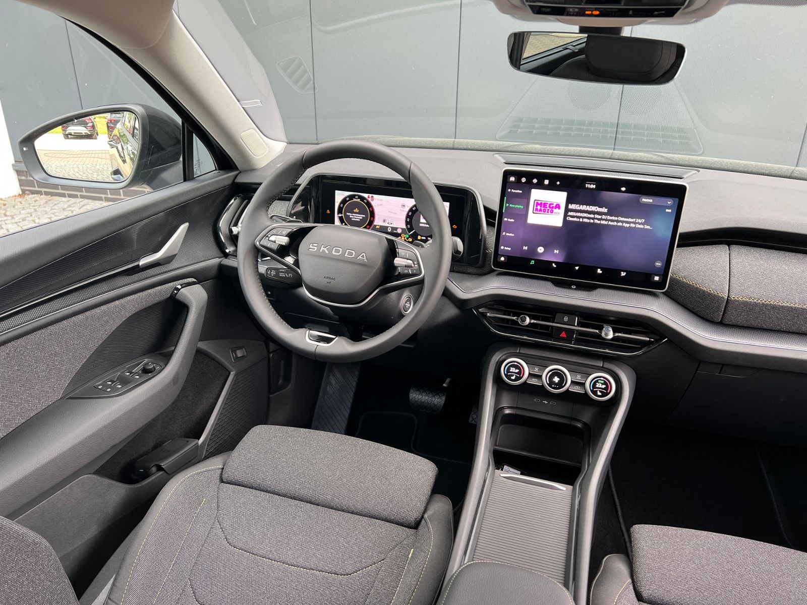 Fahrzeugabbildung SKODA Kodiaq Selection 2.0 TDI DSG *7-Sitzer, AHK, Nav