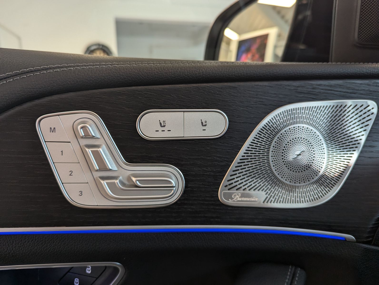 MERCEDES-BENZ GLE 400 d 4M AMG Pano Burmester Multibeam AHK 21 - Image 24